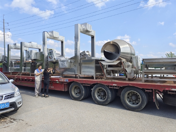 水浴式解凍清洗蒸煮流水線發貨