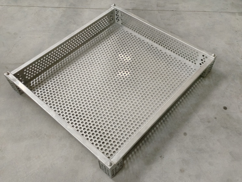 殺 菌鍋?zhàn)詣踊魉€不銹鋼擺盤