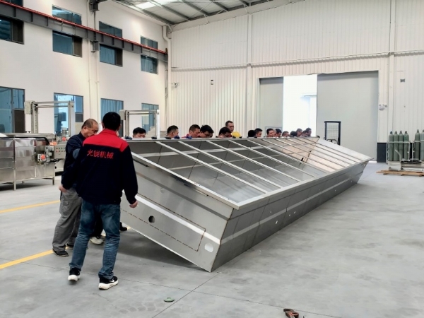 車間協作：一翻一折見齊心